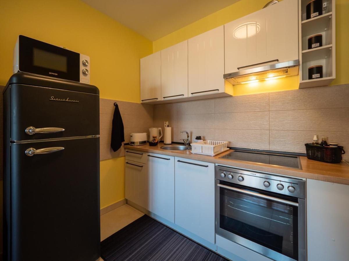 סובוטיקה Green Apple Apartment מראה חיצוני תמונה