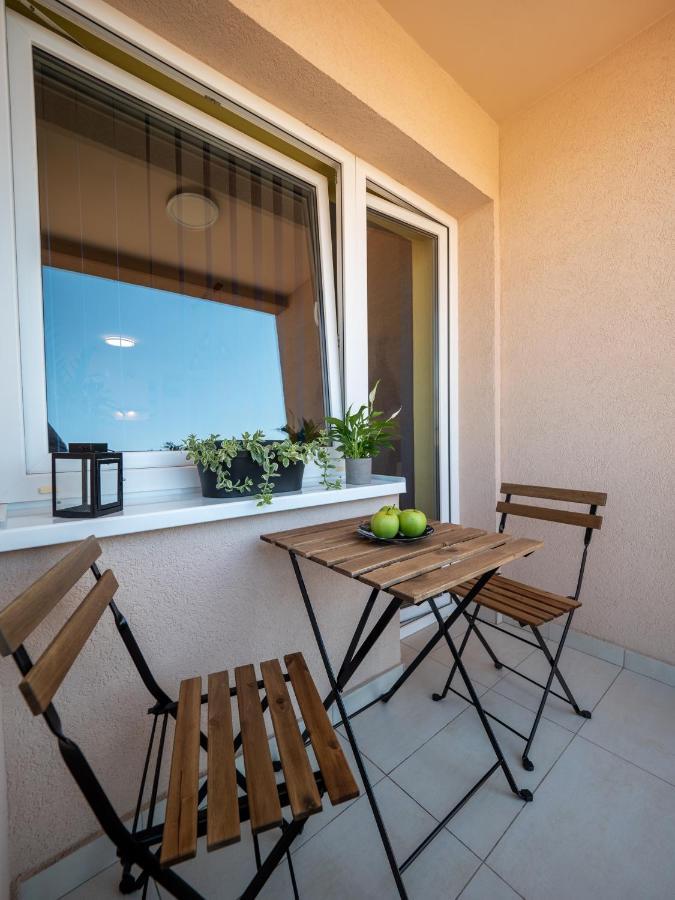 סובוטיקה Green Apple Apartment מראה חיצוני תמונה