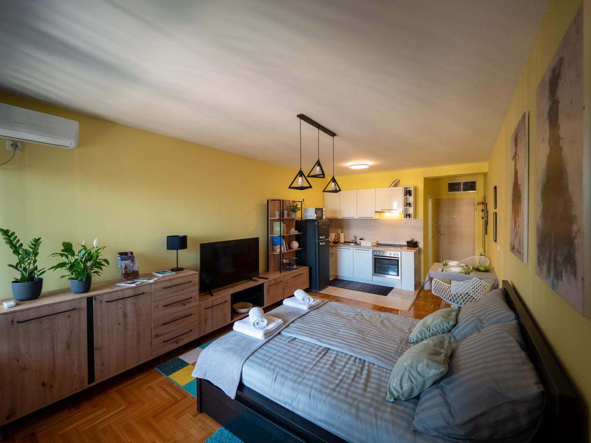 סובוטיקה Green Apple Apartment מראה חיצוני תמונה